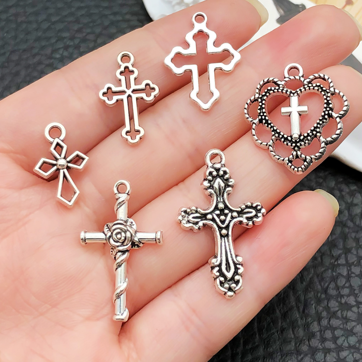 จี้ไม้กางเขนคละ 52 ชิ้น (เงินโ - Jewelry Making Online บทวิจารณ์และราคา